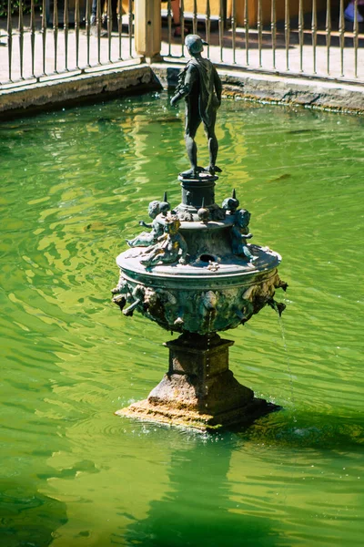 Sevilla Španělsko Září 2021 Alkazar Sevilly Jeho Zahrady Opevněný Palác — Stock fotografie