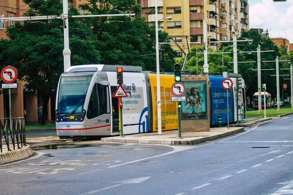 Sevilla Spanje September 2021 Moderne Elektrische Tram Voor Passagiers Die — Stockfoto