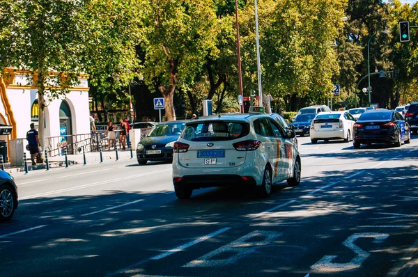 Sevilla España Septiembre 2021 Taxi Que Circula Por Las Calles — Foto de Stock