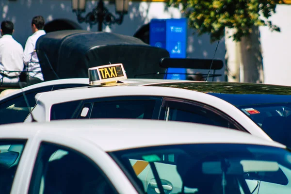 Sevilla Spanien September 2021 Taxi Fahren Durch Die Straßen Von — Stockfoto