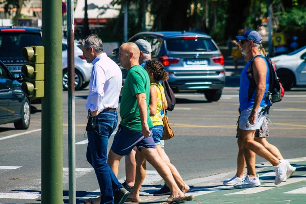 Siviglia Spagna Settembre 2021 Pedoni Che Camminano Strada Durante Epidemia — Foto Stock