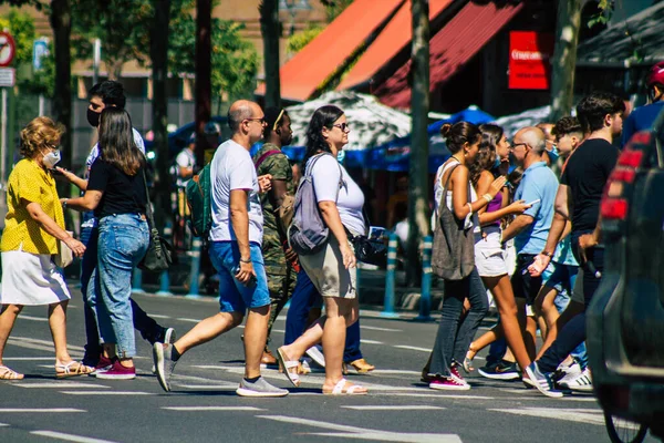 Siviglia Spagna Settembre 2021 Pedoni Che Camminano Strada Durante Epidemia — Foto Stock