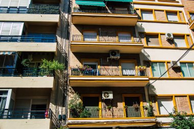 Seville İspanya 18 Eylül 2021 İspanya 'nın güneyinde, sembolik şehir ve Endülüs Bölgesi' nin başkenti Sevilla şehrinde yer alan bina.