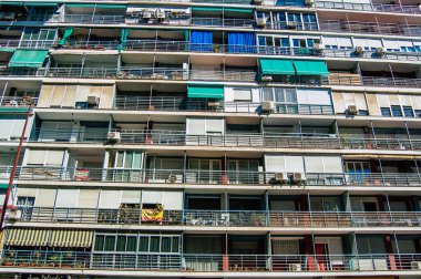 Seville İspanya 18 Eylül 2021 İspanya 'nın güneyinde, sembolik şehir ve Endülüs Bölgesi' nin başkenti Sevilla şehrinde yer alan bina.