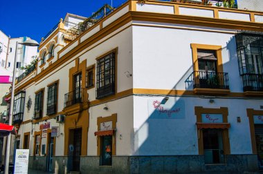 Seville İspanya 18 Eylül 2021 İspanya 'nın güneyinde, sembolik şehir ve Endülüs Bölgesi' nin başkenti Sevilla şehrinde yer alan bina.