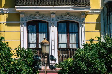 Seville İspanya 18 Eylül 2021 İspanya 'nın güneyinde, sembolik şehir ve Endülüs Bölgesi' nin başkenti Sevilla şehrinde yer alan bina.