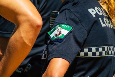 Carmona İspanya 26 Eylül 2021 İspanya Coronavirus salgını sırasında Carmona sokaklarında devriye gezen yerel polis merkezi.