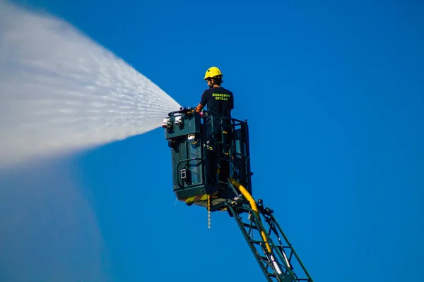 Sevilha Espanha Setembro 2021 Bombeiros Sevilha Treinando Quartel Bombeiros Durante — Fotografia de Stock