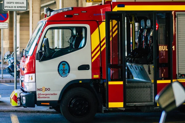 Sevilla Automatische Übersetzung Spanien September 2021 Abgestelltes Feuerwehrfahrzeug Der Feuerwache — Stockfoto