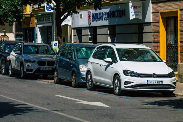 Sevilha Espanha Setembro 2021 Carros Estacionados Nas Ruas Sevilha Cidade — Fotografia de Stock