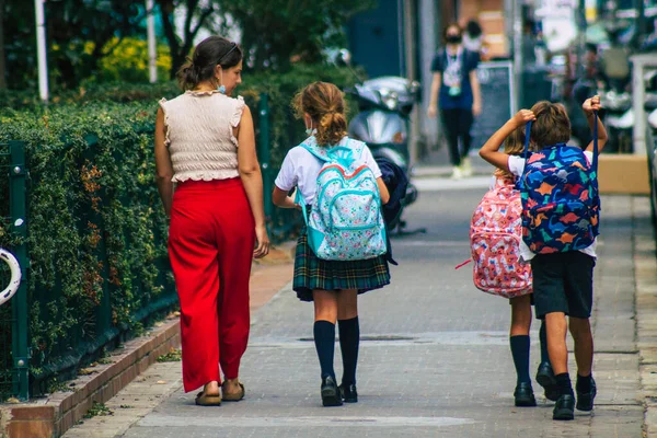 Seville Spain September 2021 School Girl Walking Street Coronavirus Outbreak — Stock Photo, Image