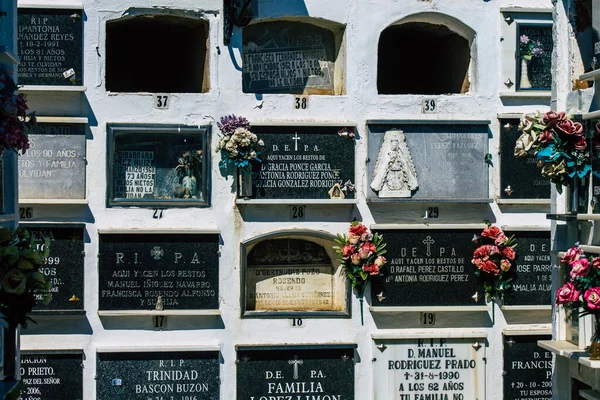 Sevilha Espanha Setembro 2021 Típicas Sepulturas Cemitério Cristão Município Carmona — Fotografia de Stock