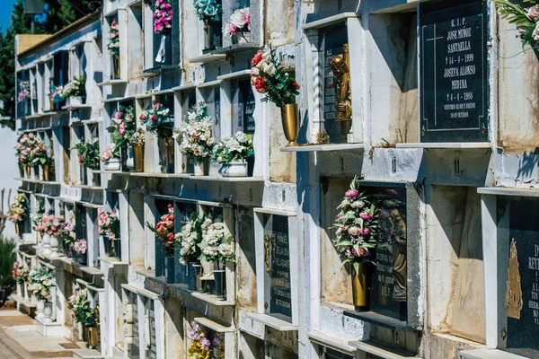 Sevilha Espanha Setembro 2021 Típicas Sepulturas Cemitério Cristão Município Carmona — Fotografia de Stock