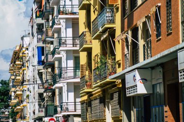 Seville İspanya 22 Eylül 2021 İspanya 'nın güneyinde, sembolik şehir ve Endülüs Bölgesi' nin başkenti Sevilla şehrinde yer alan bina.