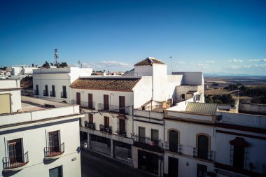 Carmona, İspanya, 11 Ekim 2025 Dar ve pitoresk sokaklardan oluşan Carmona Panoramik Manzarası. Şehir, Jül Sezar zamanında Carmo olarak biliniyordu..