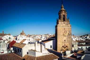 Carmona, İspanya, 11 Ekim 2025 Dar ve pitoresk sokaklardan oluşan Carmona Panoramik Manzarası. Şehir, Jül Sezar zamanında Carmo olarak biliniyordu..