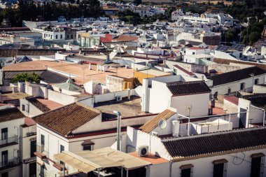 Carmona, İspanya, 11 Ekim 2025 Dar ve pitoresk sokaklardan oluşan Carmona Panoramik Manzarası. Şehir, Jül Sezar zamanında Carmo olarak biliniyordu..