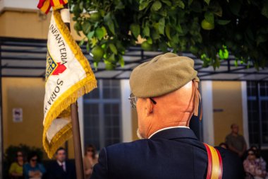 Seville, İspanya, 25 Ekim 2025. İspanyol Silahlı Kuvvetleri 9. Piyade Alayı 