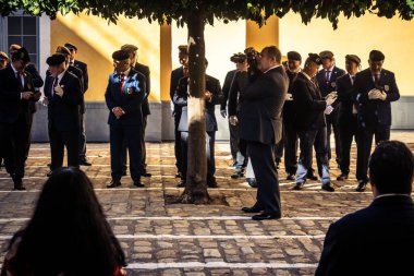 Seville, İspanya, 25 Ekim 2025. İspanyol Silahlı Kuvvetleri 9. Piyade Alayı 