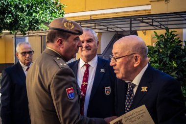 Seville, İspanya, 25 Ekim 2025. İspanyol Silahlı Kuvvetleri 9. Piyade Alayı 