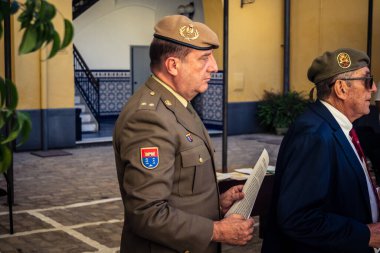 Seville, İspanya, 25 Ekim 2025. İspanyol Silahlı Kuvvetleri 9. Piyade Alayı 