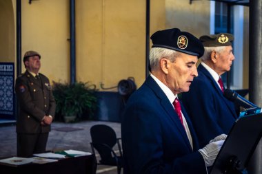 Seville, İspanya, 25 Ekim 2025. İspanyol Silahlı Kuvvetleri 9. Piyade Alayı 