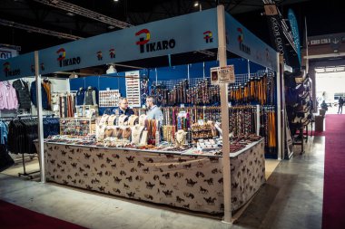 Seville, İspanya, 18 Kasım 2025 Seville Uluslararası At Fuarı 'nda (SICAB) binicilik atölyesi. Dünyanın en büyük İspanyol atları sergisi 350 'den fazla üreticiyi bir araya getirdi..