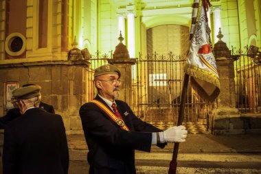 Seville, İspanya, 7 Aralık 2025 İspanyol Tercioları askeri üniformalı insanlar Real Monasterio de San Leandro 'daki Kusursuz Gebelik ayinine katılın..