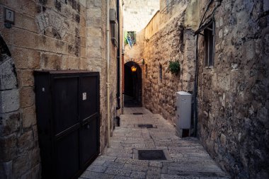 Kudüs, İsrail, 15 Aralık 2025 Kudüs şehri antik tarih ve modern gelişimin eşsiz bir karışımını sergiliyor..