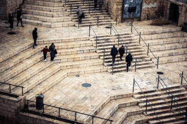 Kudüs, İsrail, 15 Aralık 2025 Kudüs şehri antik tarih ve modern gelişimin eşsiz bir karışımını sergiliyor..