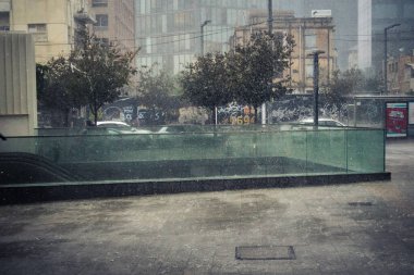 Tel Aviv, İsrail, 29 Aralık 2025. Tel Aviv 'in şehir manzarası ve sokak manzarası antik tarih ve modern gelişimin eşsiz bir karışımını sergiliyor..