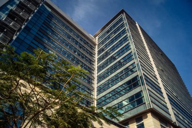 Tel Aviv, İsrail, 9 Ocak 2026 Tel Aviv sokak manzarası, devam eden bölgesel çatışmaların arka planına karşı modern mimari ve şehir hayatının eşsiz bir karışımını ortaya koyuyor..