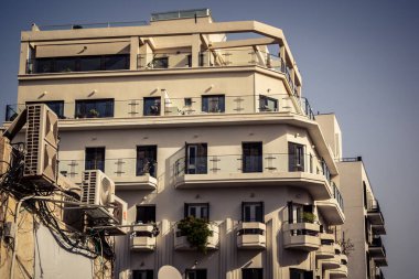 Tel Aviv, İsrail, 23 Ocak 2026 Cityscape, şehrin eşsiz mimari mirasını gösteriyor. Tarihi Bauhaus 'tan modern konut tasarımlarına kadar uzanan bu yapılar.