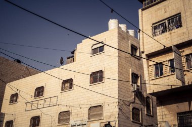 Hebron, Batı Şeria, 30 Ocak 2026 Şehir Cephesi ve Hebron şehir merkezindeki geleneksel taş binalar. Şehrin mimari manzarası ve konutlarının ayrıntılı görünümü.