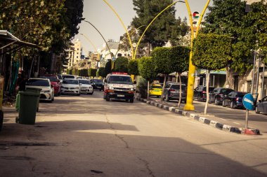 Hebron, Batı Şeria, 30 Ocak 2026 bu cuma El Halil şehrinde terk edilmiş sokaklar ve boş alışveriş bölgeleri. Dinlenme günü boyunca şehrin genel görünümü.