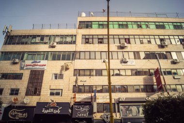 Hebron, Batı Şeria, 30 Ocak 2026 Şehir Cephesi ve Hebron şehir merkezindeki geleneksel taş binalar. Şehrin mimari manzarası ve konutlarının ayrıntılı görünümü.