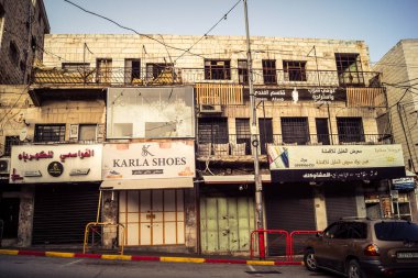 Hebron, Batı Şeria, 30 Ocak 2026 Şehir Cephesi ve Hebron şehir merkezindeki geleneksel taş binalar. Şehrin mimari manzarası ve konutlarının ayrıntılı görünümü.