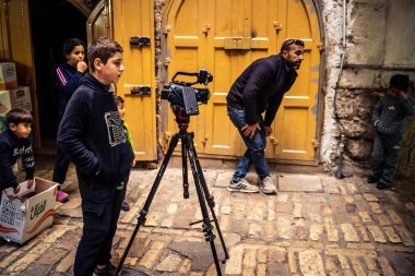 Hebron, Filistin Toprakları, 5 Şubat 2026 Profesyonel Filistinli gazeteciler ve yerel medya ekipleri Batı Şeria 'nın kalbinde günlük gerçekleri ve devam eden durumu belgeliyorlar..