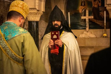 Tel Aviv, İsrail, 23 Şubat 2026 modern şehir silueti ve şehir mimarisi geniş bir bakış açısı. Şehir manzarası, Tel Aviv 'de güneşli bir günde Akdeniz metropolünün hızlı gelişimi ve Hitech atmosferini gösteriyor..