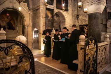 Tel Aviv, İsrail, 23 Şubat 2026 modern şehir silueti ve şehir mimarisi geniş bir bakış açısı. Şehir manzarası, Tel Aviv 'de güneşli bir günde Akdeniz metropolünün hızlı gelişimi ve Hitech atmosferini gösteriyor..