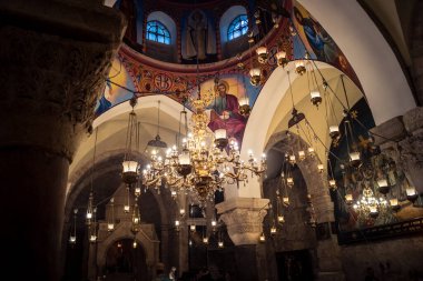 Tel Aviv, İsrail, 23 Şubat 2026 modern şehir silueti ve şehir mimarisi geniş bir bakış açısı. Şehir manzarası, Tel Aviv 'de güneşli bir günde Akdeniz metropolünün hızlı gelişimi ve Hitech atmosferini gösteriyor..