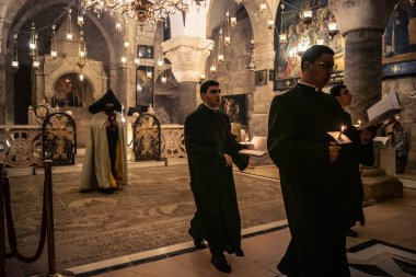 Tel Aviv, İsrail, 23 Şubat 2026 modern şehir silueti ve şehir mimarisi geniş bir bakış açısı. Şehir manzarası, Tel Aviv 'de güneşli bir günde Akdeniz metropolünün hızlı gelişimi ve Hitech atmosferini gösteriyor..