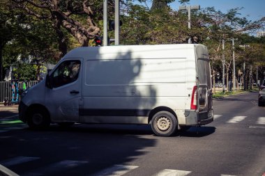Tel Aviv, İsrail, 26 Şubat 2026, Rothschild Bulvarı 'ndaki şehir trafiği, yoğun araba ve otobüs akışı, hareket halindeki elektrikli scooter' lar ve bisikletler, şehir yaşam enerjisi ve sokak dinamikleri, yoğun yoğun yoğun yoğun yoğun yoğun yoğun yoğun yoğun yoğun yoğun yoğun yoğun yoğun yoğun yoğun yoğun yoğun yoğun yoğun yoğun yoğun yoğun yoğun yoğun yoğun yoğun yoğun yoğun yoğun yoğun yoğun yoğun yoğun yoğun yoğun yoğun yoğun yoğun yoğun yoğun yoğun yoğun yoğun karşılaşıyor..