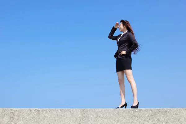 Succesvolle business kijken van de vrouw — Stockfoto