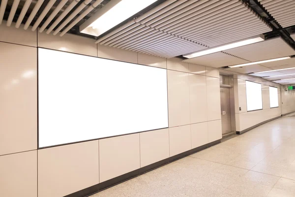 Blank billboard in the city — Stock Photo, Image