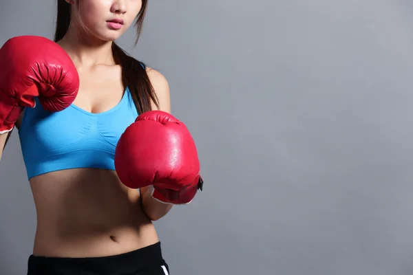 Boxeo mujer para bajar de peso —  Fotos de Stock