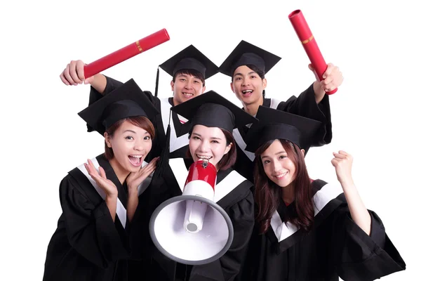 Grupp av glad utexaminerade studenten — Stockfoto