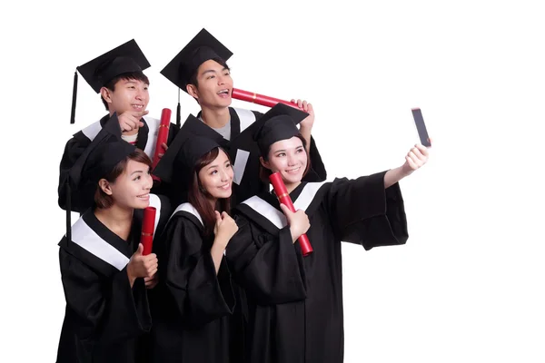 Estudiantes felices tomando fotos — Foto de Stock