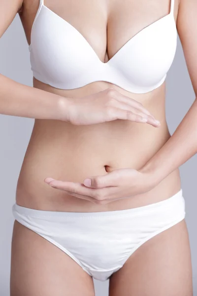 Woman showing something — Stock Photo, Image