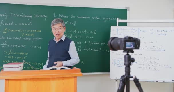 선임 교수 온라인 강의 — 비디오